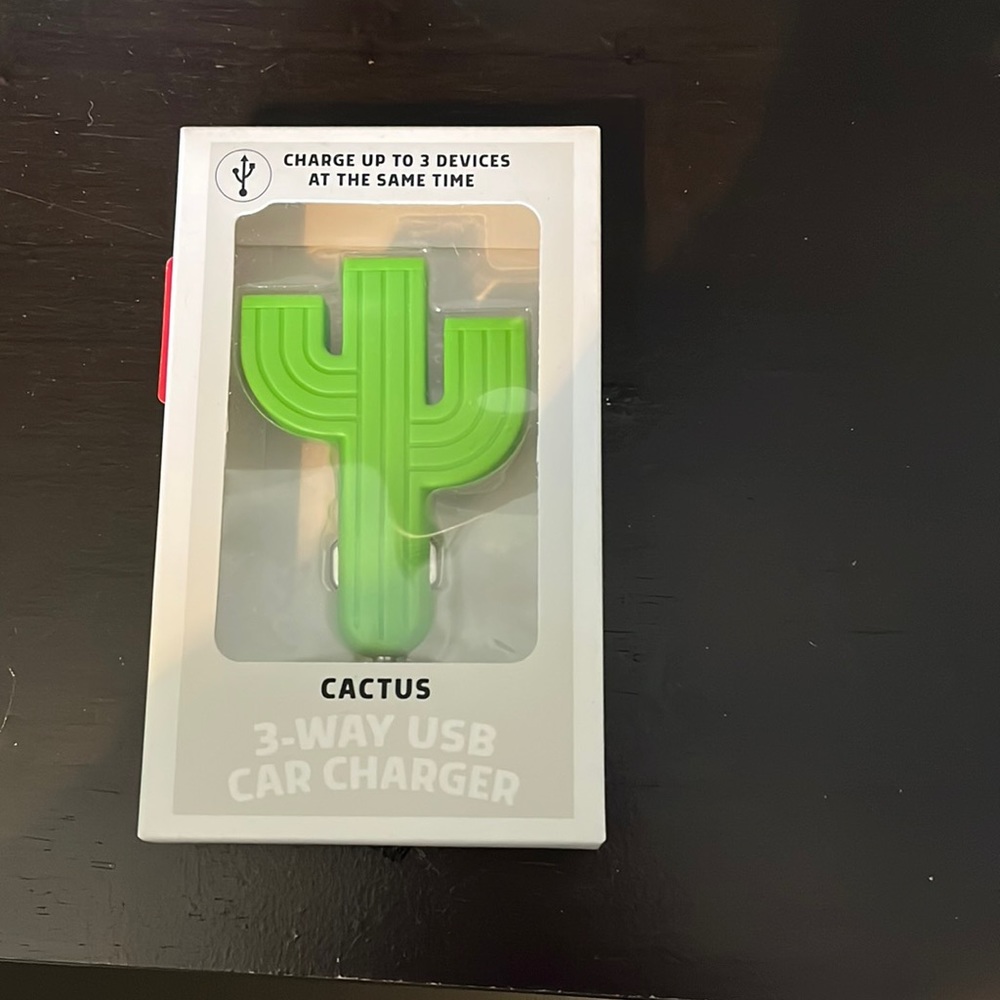 Cactus 3 way usb car charger